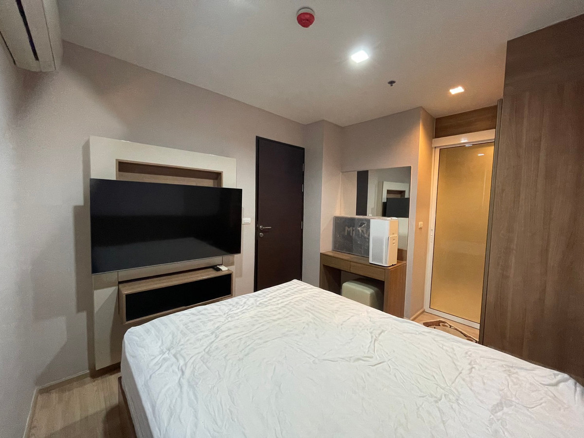 ให้เช่าคอนโดสาทร นราธิวาส : Rhythm Sathorn ว่างพร้อมให้เช่า 18,000/เดือน