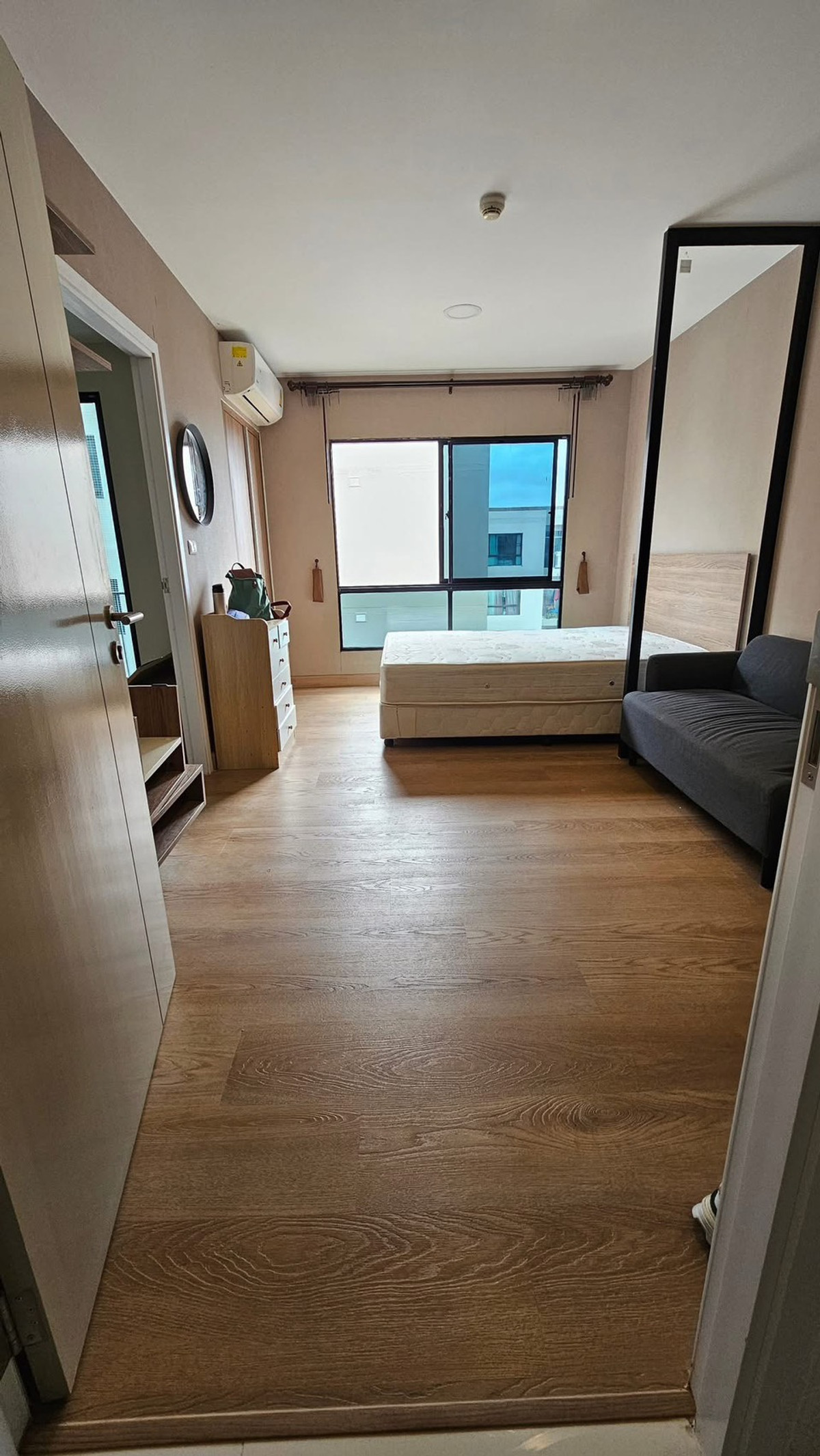 ให้เช่าคอนโดสมุทรปราการ สำโรง : ช้าไม่ได้แล้ว 🔥🔥ให้เช่า Lesto Condo สุขุมวิท 113 ห้องสวย ห้องใหม่ เฟอร์ครบจัดเต็ม+มีเครื่องซักผ้า‼️พร้อมเข้าอยู่ (ตอบแชทไวมาก)