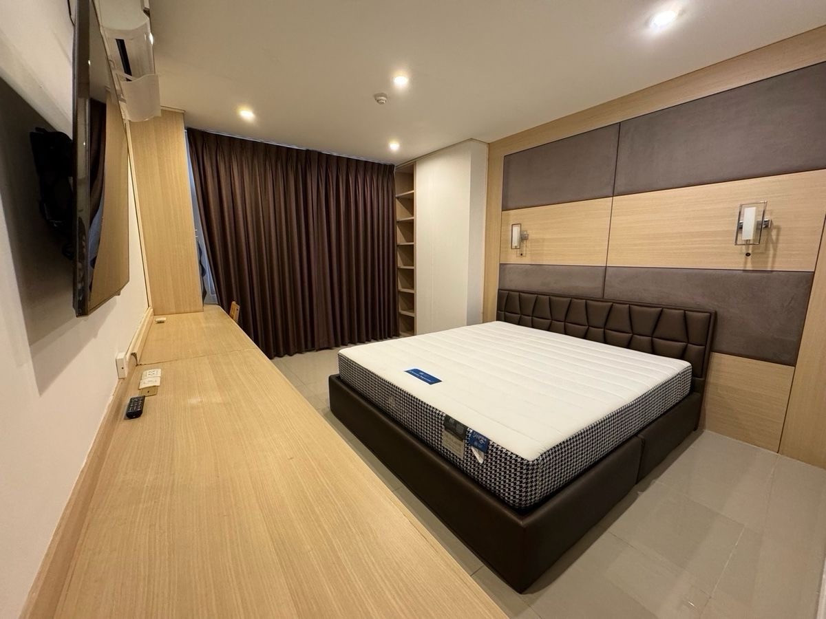 ให้เช่าคอนโดรัชดา ห้วยขวาง : ให้เช่า คอนโดกลางกรุงรีสอร์ท รัชดา7 ขนาด 76.17ตร.ม 2ห้องนอน 2ห้องน้ำ  เฟอร์นิเจอร์บิ้วอินตกแต่งครบ พร้อมเข้าอยู่ได้เลย