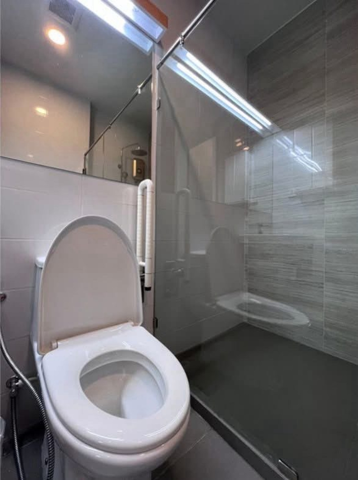 For RentCondoKasetsart, Ratchayothin : ✨For rent KnightsBridge Prime Ratchayothin, KnightsBridge Prime Ratchayothin, condo almost next to the BTS, 50 meters to BTS.