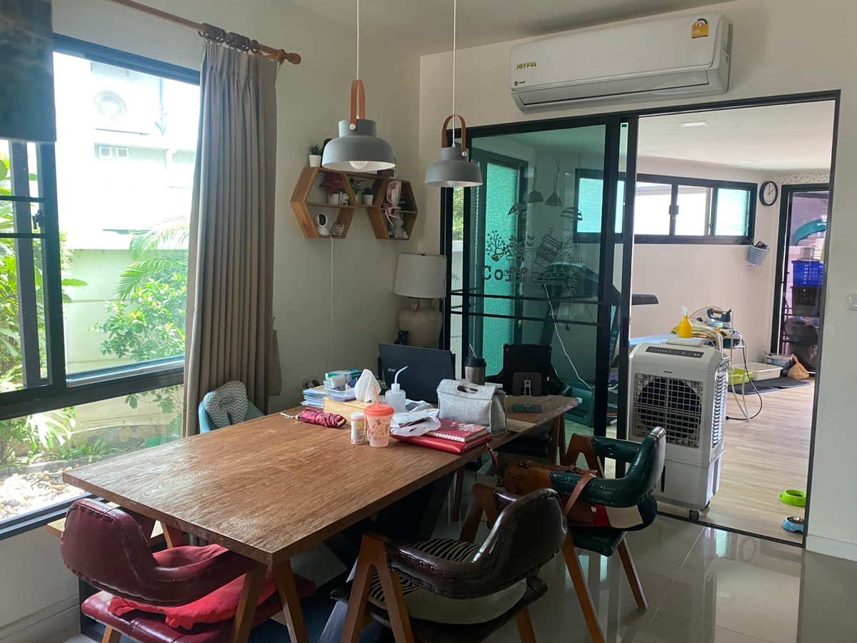 ขายทาวน์โฮมนนทบุรี บางใหญ่ บางบัวทอง : 95261 - ขายทาวน์โฮม 3 ชั้น ทาวน์ อเวนิว เมิร์จ รัตนาธิเบศร์ ต. เสาธงหิน อ.บางใหญ่ จ.นนทบุรี