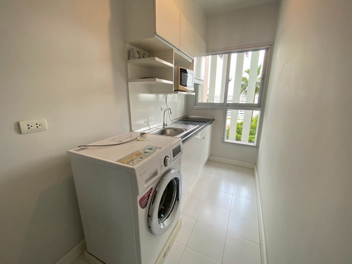 For RentCondoBang kae, Phetkasem : 🥰If you're next to MRT Lak Song Station, you have to come here.🥰🎉Condo for rent Parkland @ Phetkasem🎉