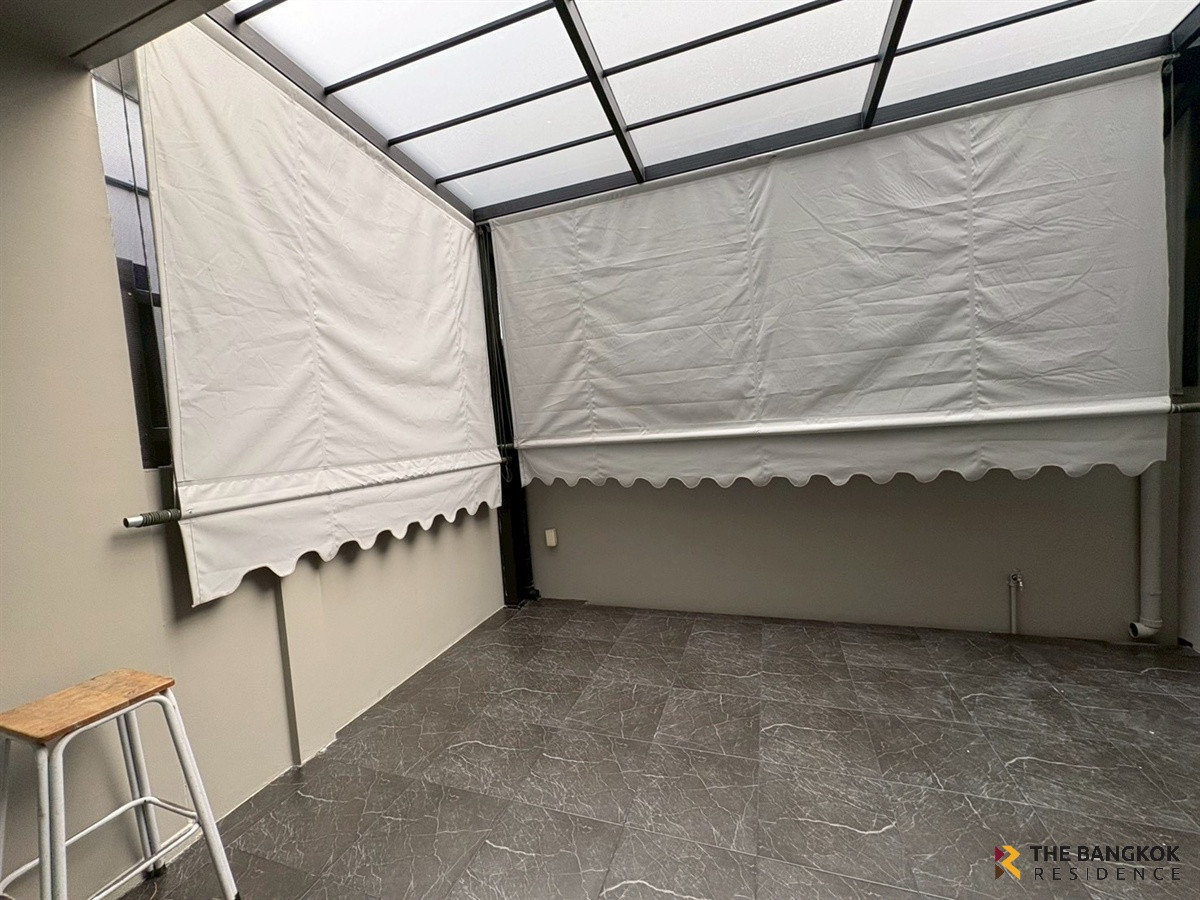 For RentTownhomePattanakan, Srinakarin :   Noble Cube 💎 Luxury 3-Story Townhome, Newly Renovated, Move-in Ready 🏡 Near ARL Ramkhamhaeng 