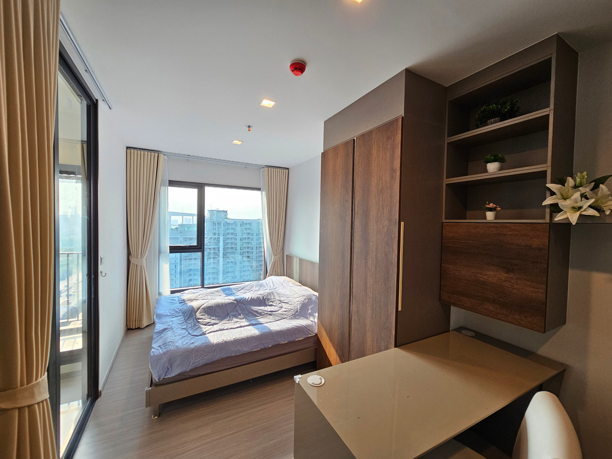 For RentCondoRama9, Petchburi, RCA : For Rent: Life Asoke Hype, 17,000 THB [MKr251221]