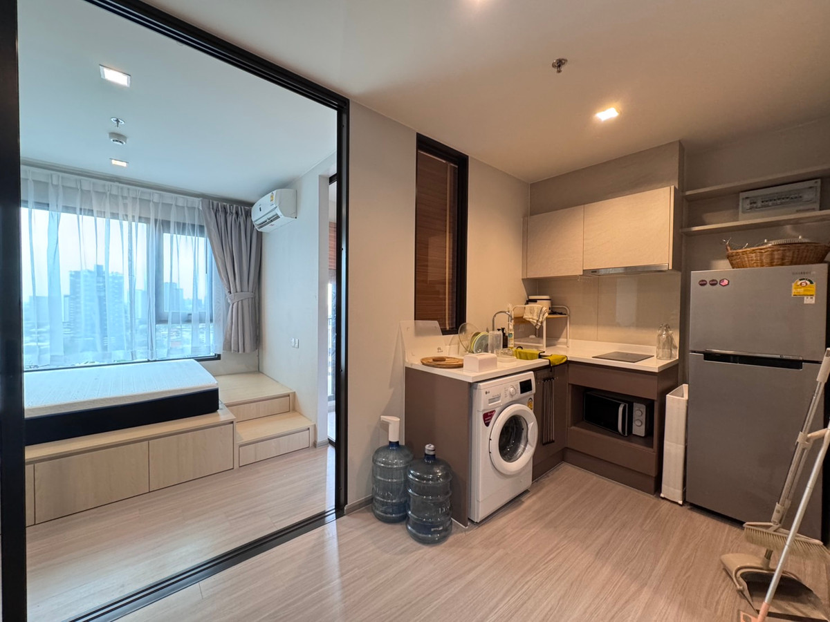 ขายคอนโดท่าพระ ตลาดพลู วุฒากาศ : ขายด่วน ห้องสวยมาก ตกแต่งพร้อมอยู่ Life Sathorn Sierra สอบถามเพิ่มเติมได้นะครับ