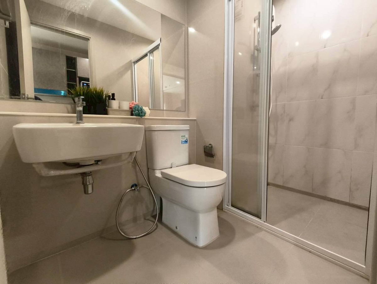 For RentCondoSamut Prakan,Samrong : PFD-07411 Condo for Rent: Aspire Erawan Prime Schedule a viewing ■ Line: @propertyfinder