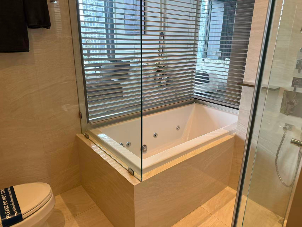 ให้เช่าคอนโดสีลม ศาลาแดง บางรัก : Ashton Silom