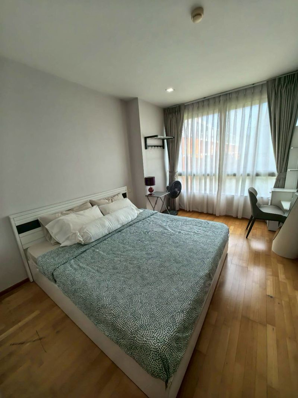 For RentCondoSukhumvit, Asoke, Thonglor : Condo for rent: Issara@42 Sukhumvit (Issara@42 Sukhumvit) ((BTS Ekkamai)) MK-02 line @livingbkk