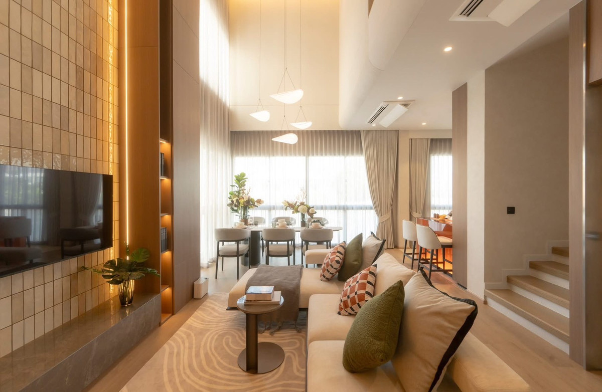 For SaleHouseBangna, Bearing, Lasalle : Providence Lane Lasalle Bangna, near BTS Bearing, only 5 minutes to Bangkok Patana School Code: H8152