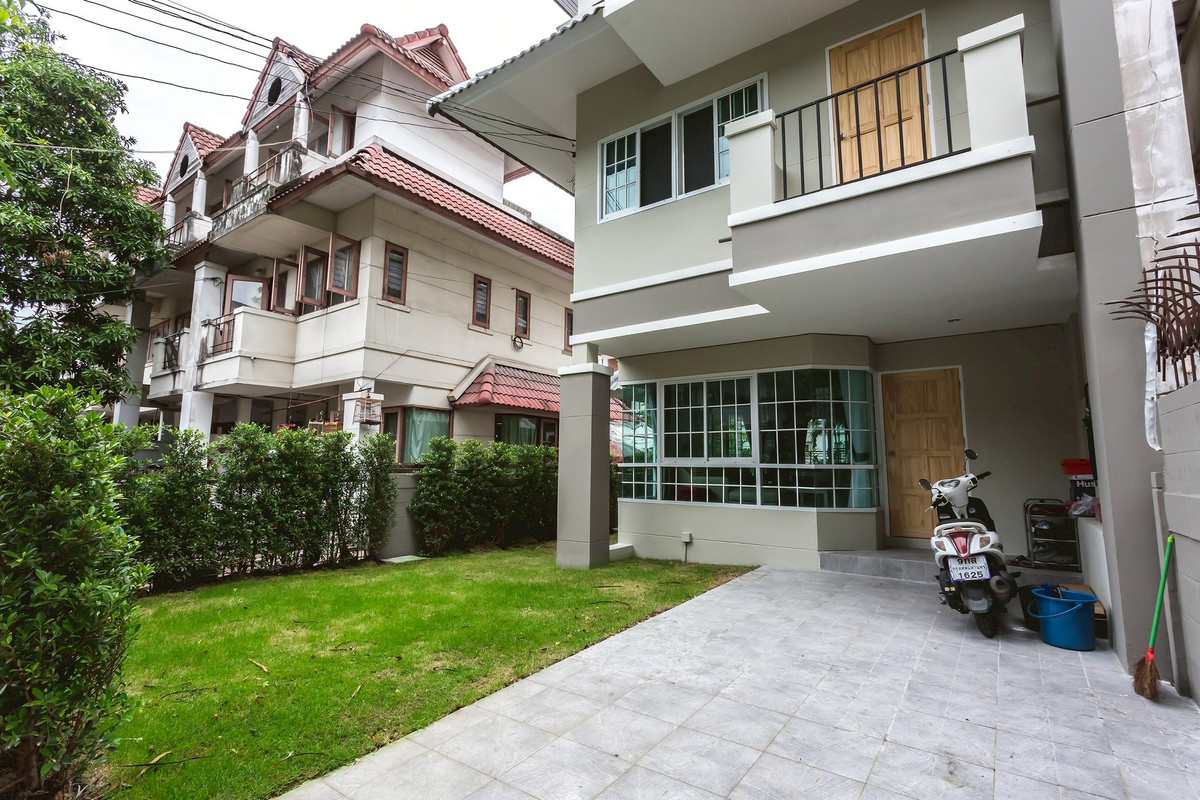 For SaleTownhomeBangna, Bearing, Lasalle : LTH13908 – Townhouse for Sale | Baan Lat Dao | 140 sqm | 3 Beds 3 Baths | Near BTS Udom Suk | 5.5 MB | Townhouse for sale Baan Lat Dao