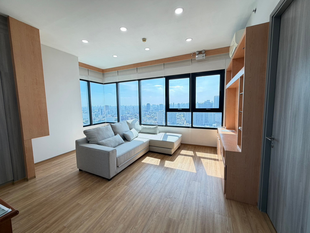 For RentCondoKasetsart, Ratchayothin : ✨For rent KnightsBridge Prime Ratchayothin, KnightsBridge Prime Ratchayothin, condo almost next to the BTS, 50 meters to BTS.