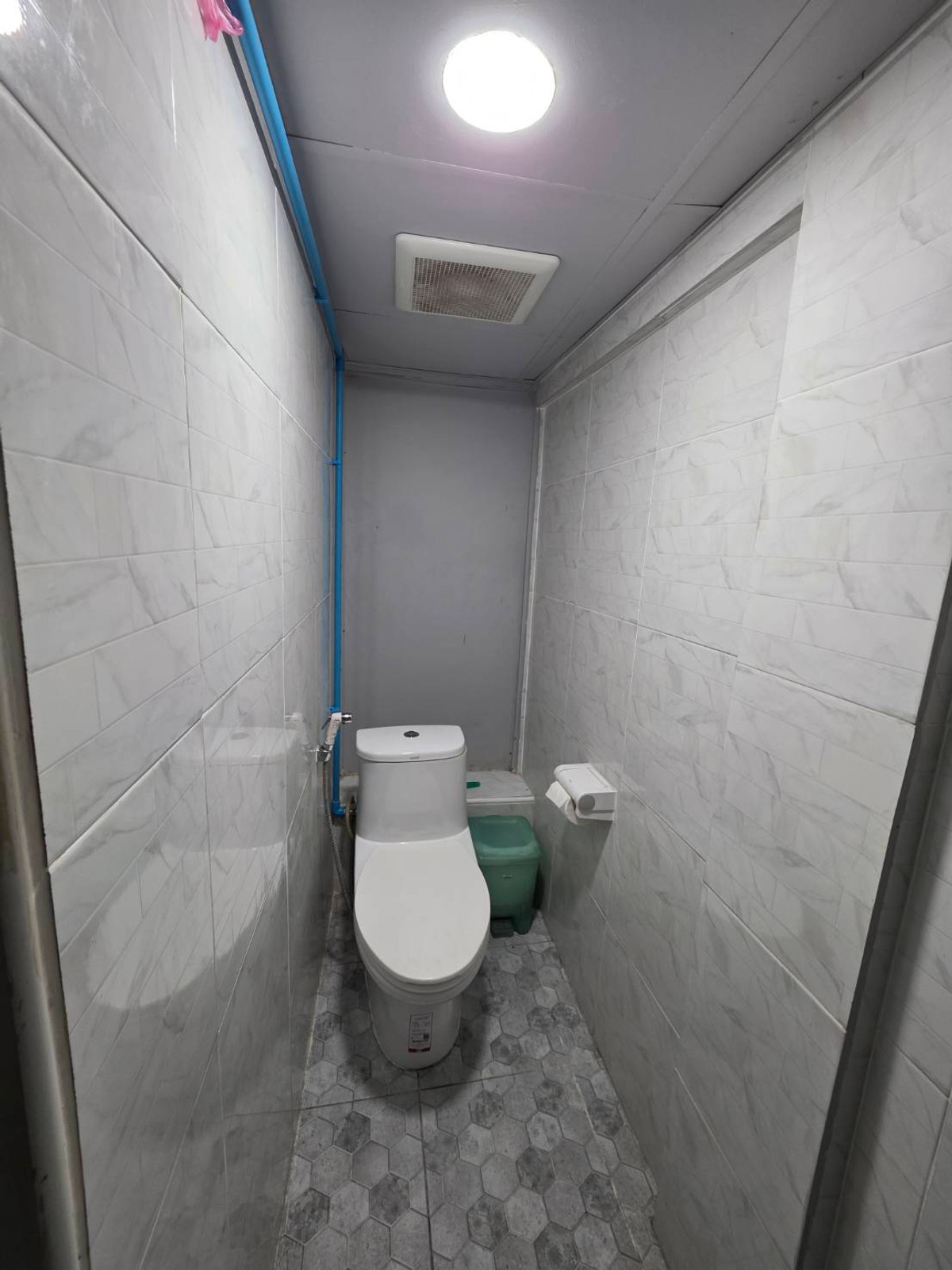 For RentShop HouseRama3 (Riverside),Satupadit : Commercial building for rent near Int-Intersect Rama 3, just 3 minutes.