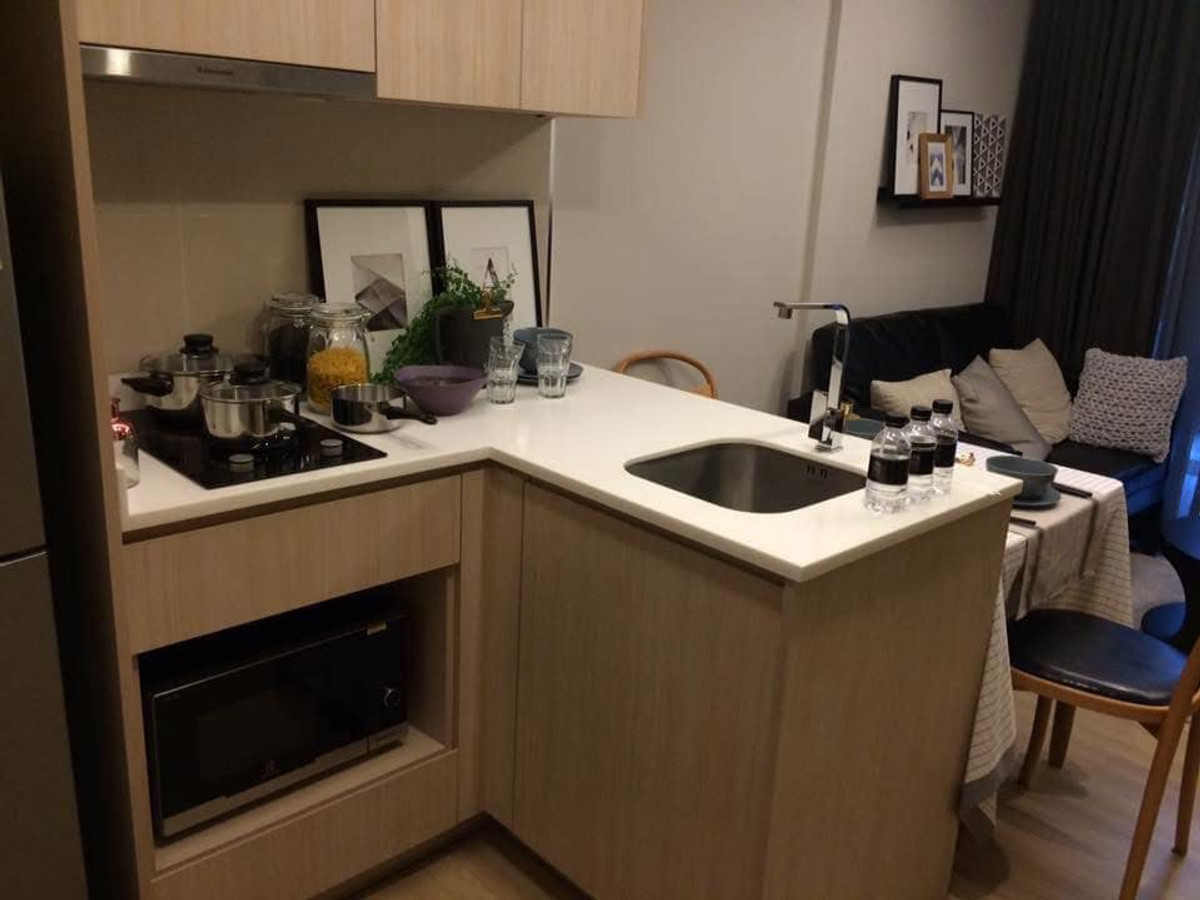 For SaleCondoRatchathewi,Phayathai : Maestro 12 Ratchathewi【𝐒𝐄𝐋𝐋 & 𝐑𝐄𝐍𝐓】🔥Beautifully decorated boutique-style room with luxurious details, giving you a relaxing hotel-like feel!🔥 Contact Line ID: @hacondo