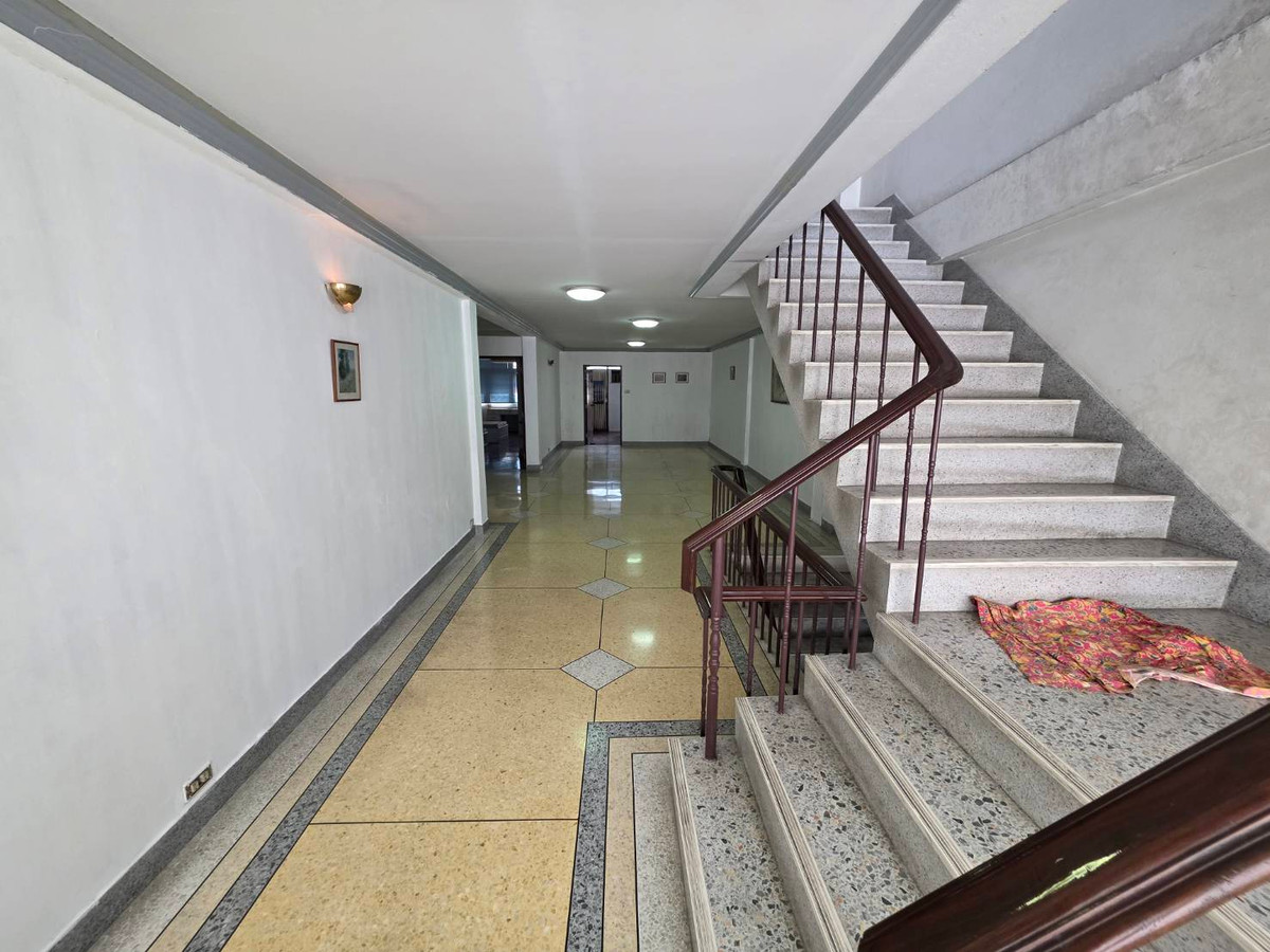 For RentShop HouseRama3 (Riverside),Satupadit : Commercial building for rent near Int-Intersect Rama 3, just 3 minutes.