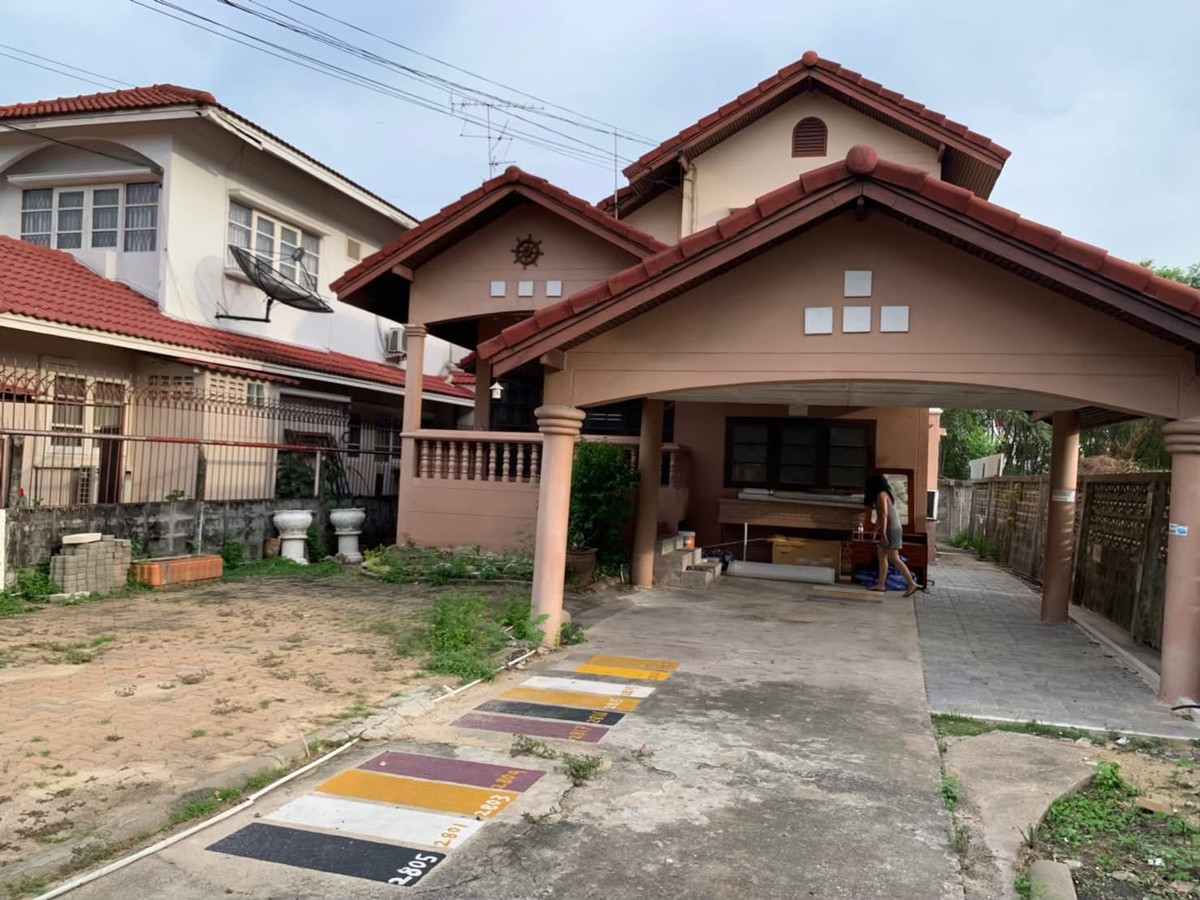 For RentHouseNawamin, Ramindra : Single house for rent, 97 sq m., Soi Ram Inthra 77, near MRT Ram Inthra, Village No. 9. and fashion Iceland