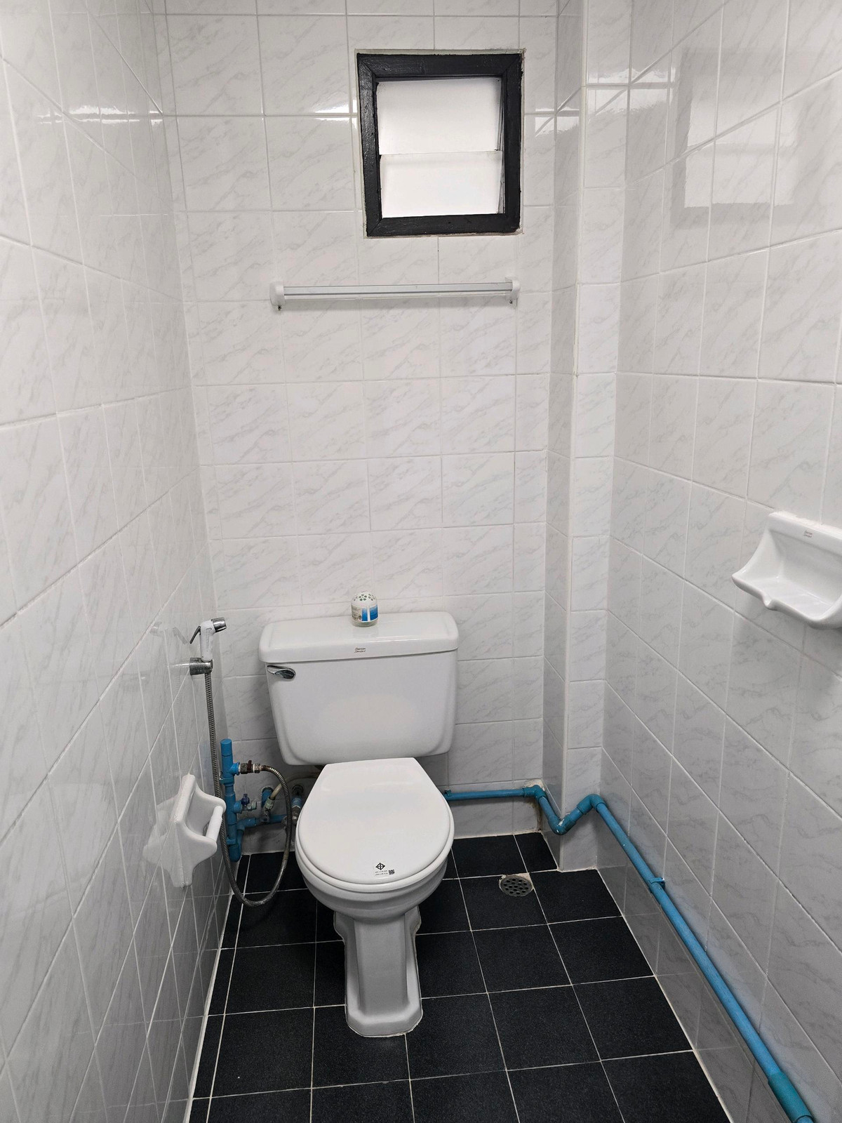 ให้เช่าทาวน์โฮมบางแค เพชรเกษม : 🏡 ให้เช่า ทาวน์โฮม 3 ชั้น พื้นที่ใช้สอยเยอะมาก ทำเลดีเดินทางสะดวกหมู่บ้านอยู่ติดถนนเลียบคลองทวีวัฒนา ถ.เพชรเกษม