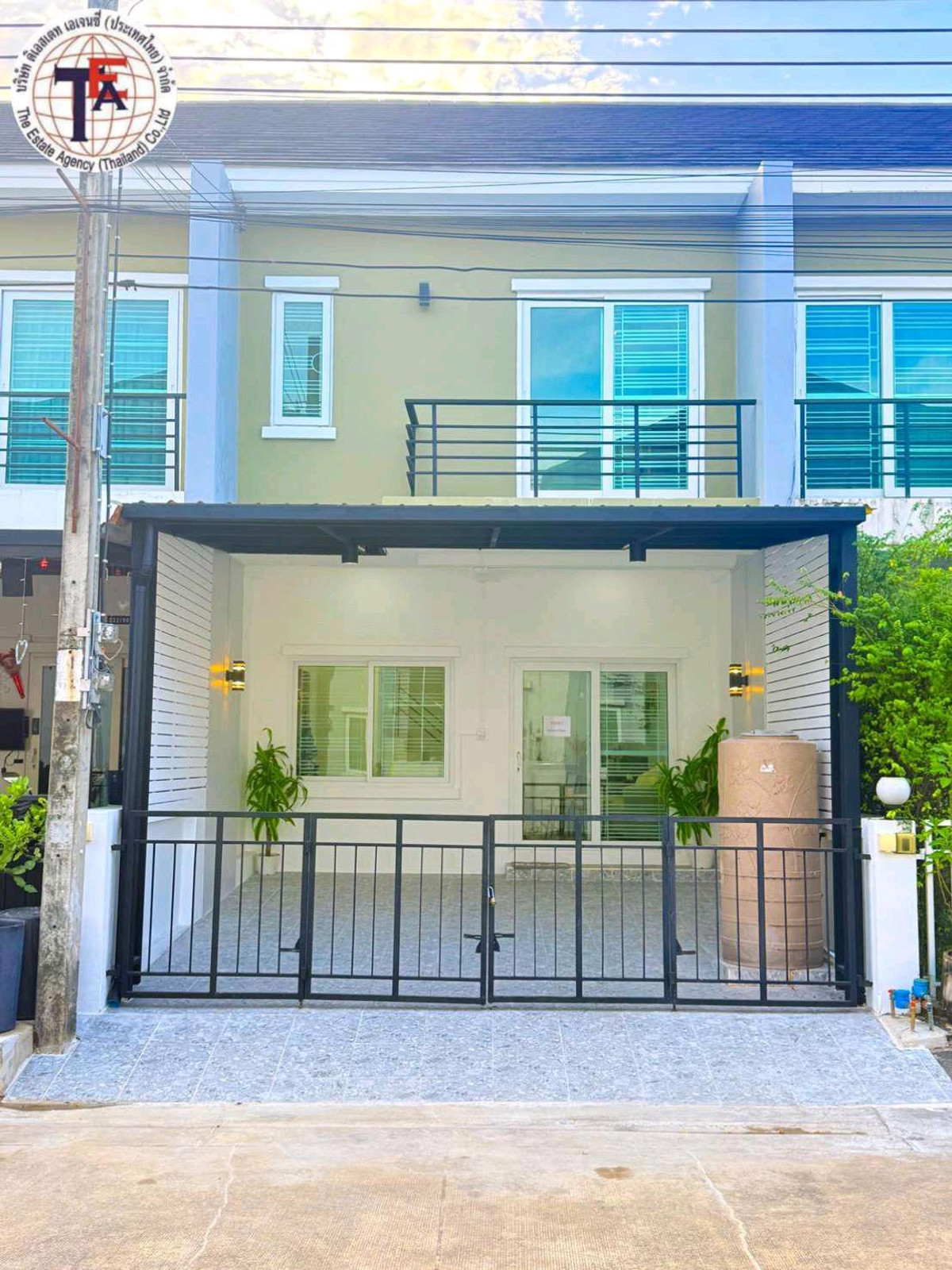 For SaleTownhomeNawamin, Ramindra : 2-story townhome for sale, Patagonia Village 5, Main Road, Safari World, along Khlong Song, Panya Indra, Fashion Island, Ramindra, Synphaet Hospital, Nopparat Hathairat Hospital, Sathit Pattana School, Bang Chan School, Tabad Sod, Chatuchot Expressway, Ou