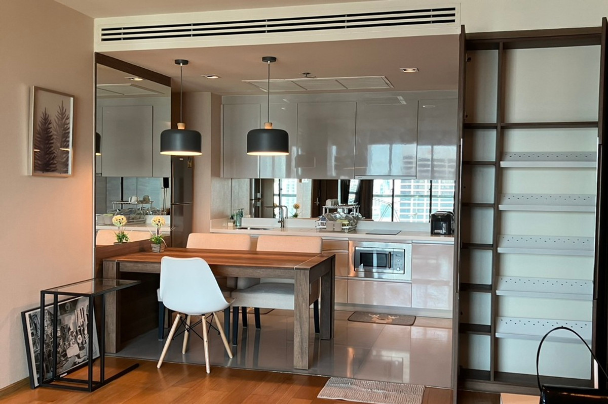 CondoSathorn, Narathiwat : 🔥 For Sale - Rent !! corner room, high floor 18++, rare item!! 🔥 Code C20250700034..........The Address Sathorn, 1 bedroom, 1 bathroom, furnished, ready to move in, Special Deal!!📣📣