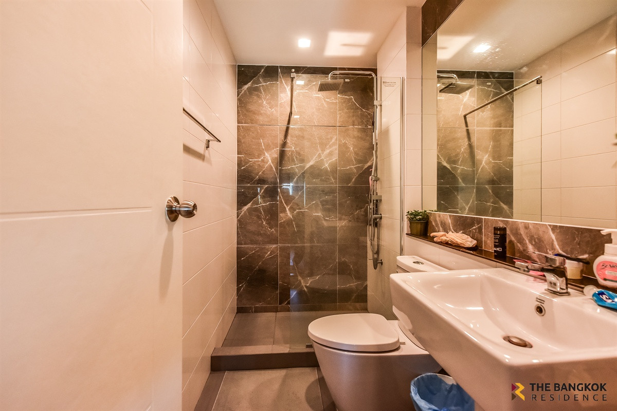 ให้เช่าทาวน์โฮมลาดกระบัง สุวรรณภูมิ :  Eigen Rama9 🏡 ทาวน์โฮม 3 ชั้น พร้อมอยู่ เฟอร์ครบ พื้นที่ลงตัว ใกล้เมือง 🌟 