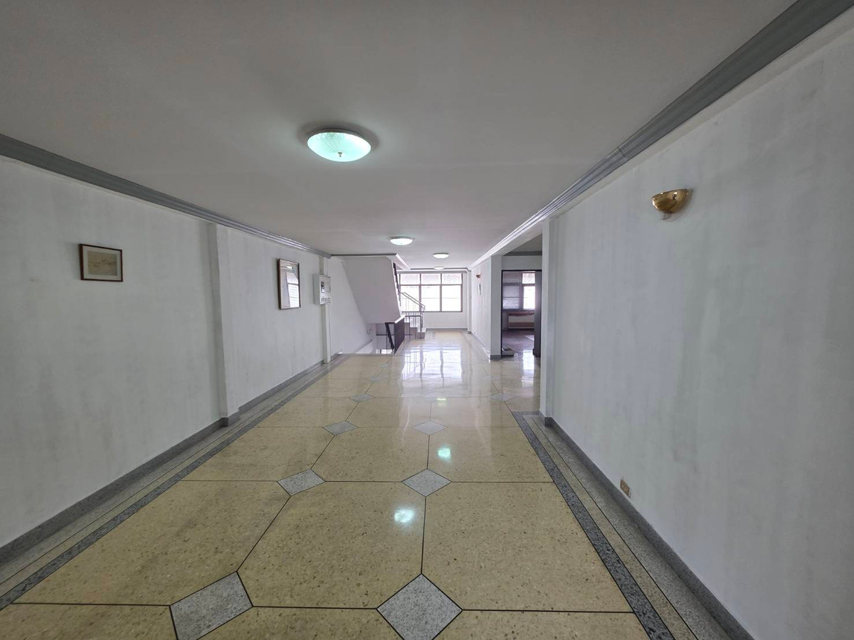 For RentShop HouseRama3 (Riverside),Satupadit : Commercial building for rent near Int-Intersect Rama 3, just 3 minutes.