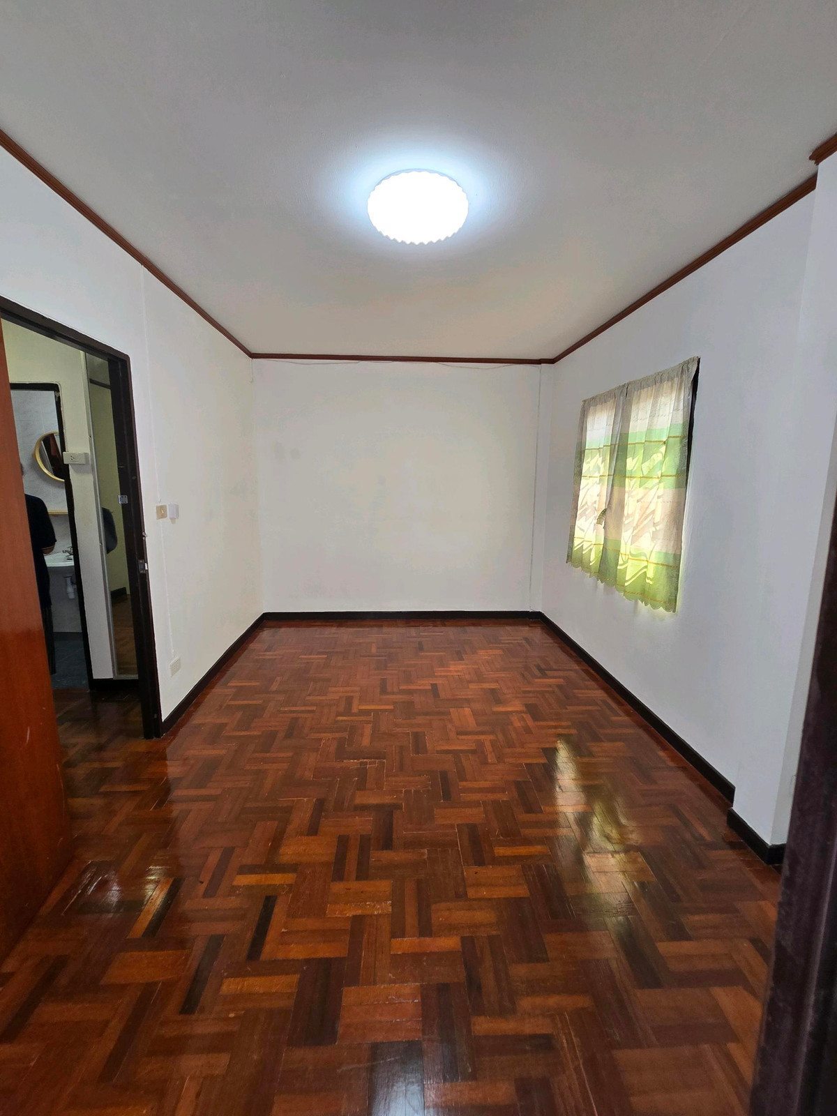 ให้เช่าทาวน์โฮมบางแค เพชรเกษม : 🏡 ให้เช่า ทาวน์โฮม 3 ชั้น พื้นที่ใช้สอยเยอะมาก ทำเลดีเดินทางสะดวกหมู่บ้านอยู่ติดถนนเลียบคลองทวีวัฒนา ถ.เพชรเกษม