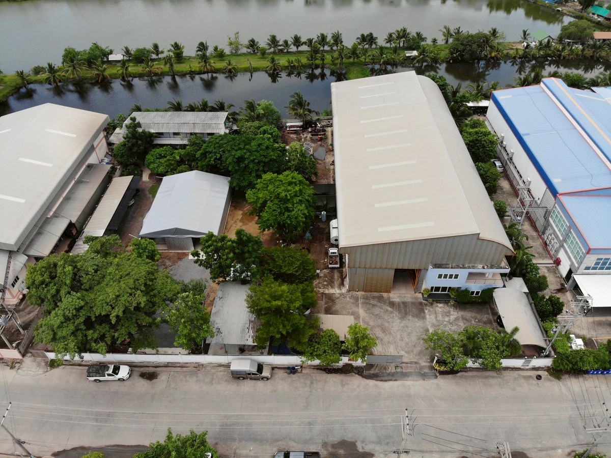 ให้เช่าโกดังพระราม 2 บางขุนเทียน : ให้เช่าโกดัง ทำเล พระราม 2 พันท้ายนรสิงห์ อำเภอเมือง สมุทรสาคร พื้นที่ใช้สอย 2,350ตรม. พร้อมเครน