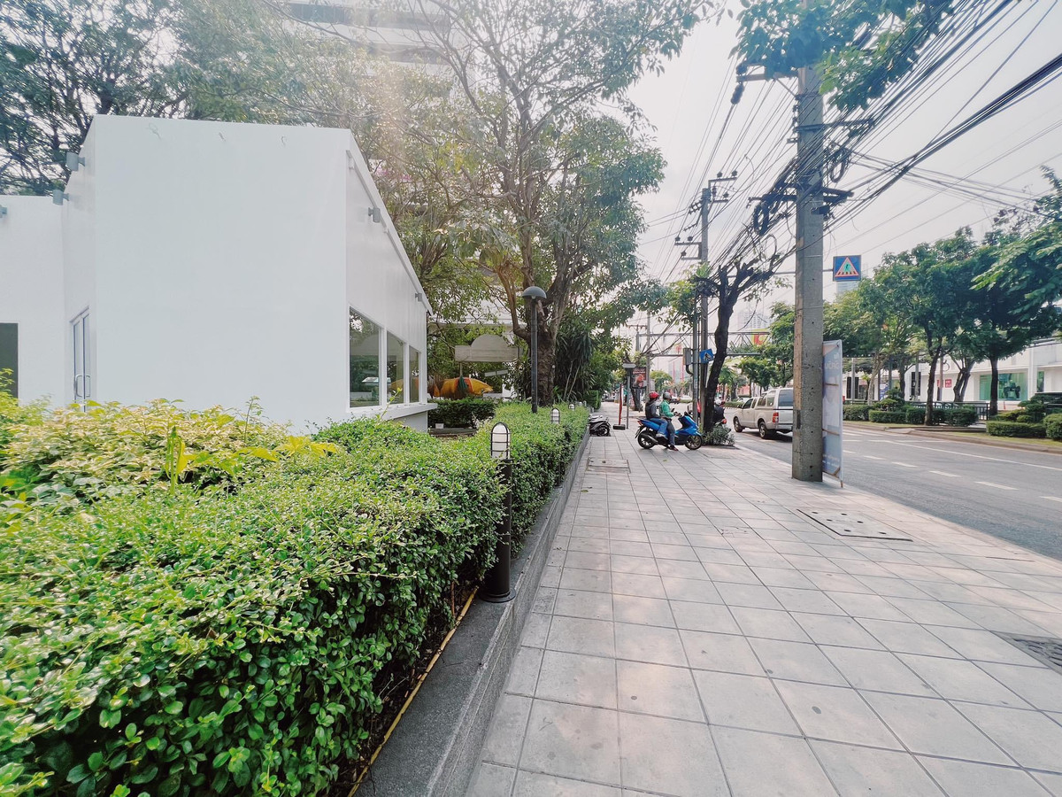 ให้เช่าร้านค้า/ตลาดนัดคลองเตย กล้วยน้ำไท : ให้เช่าพื้นที่ค้าปลีก Standalone ติดถนนพระราม 4 เหมาะทำคาเฟ่ ร้านอาหาร