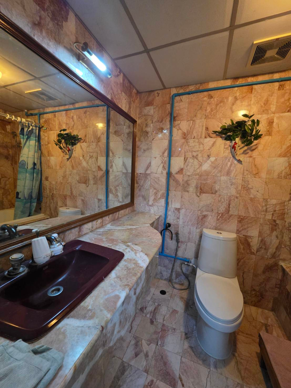 For RentShop HouseRama3 (Riverside),Satupadit : Commercial building for rent near Int-Intersect Rama 3, just 3 minutes.