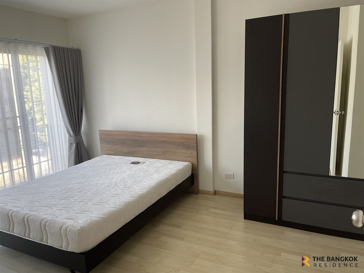 For RentTownhomePattanakan, Srinakarin :   Noble Cube 💎 Luxury 3-Story Townhome, Newly Renovated, Move-in Ready 🏡 Near ARL Ramkhamhaeng 