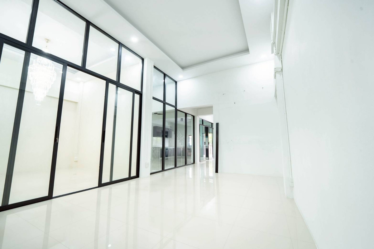 ขายอาคารพาณิชย์นนทบุรี บางใหญ่ บางบัวทอง : 🔥 ออฟฟิศ สำนักงาน 🔥 อาคารพาณิชย์ ตลาดบางใหญ่ / 4 ชั้น (ขาย), Commercial Building Bangyai Market / 4 Storey (FOR SALE) AOM014