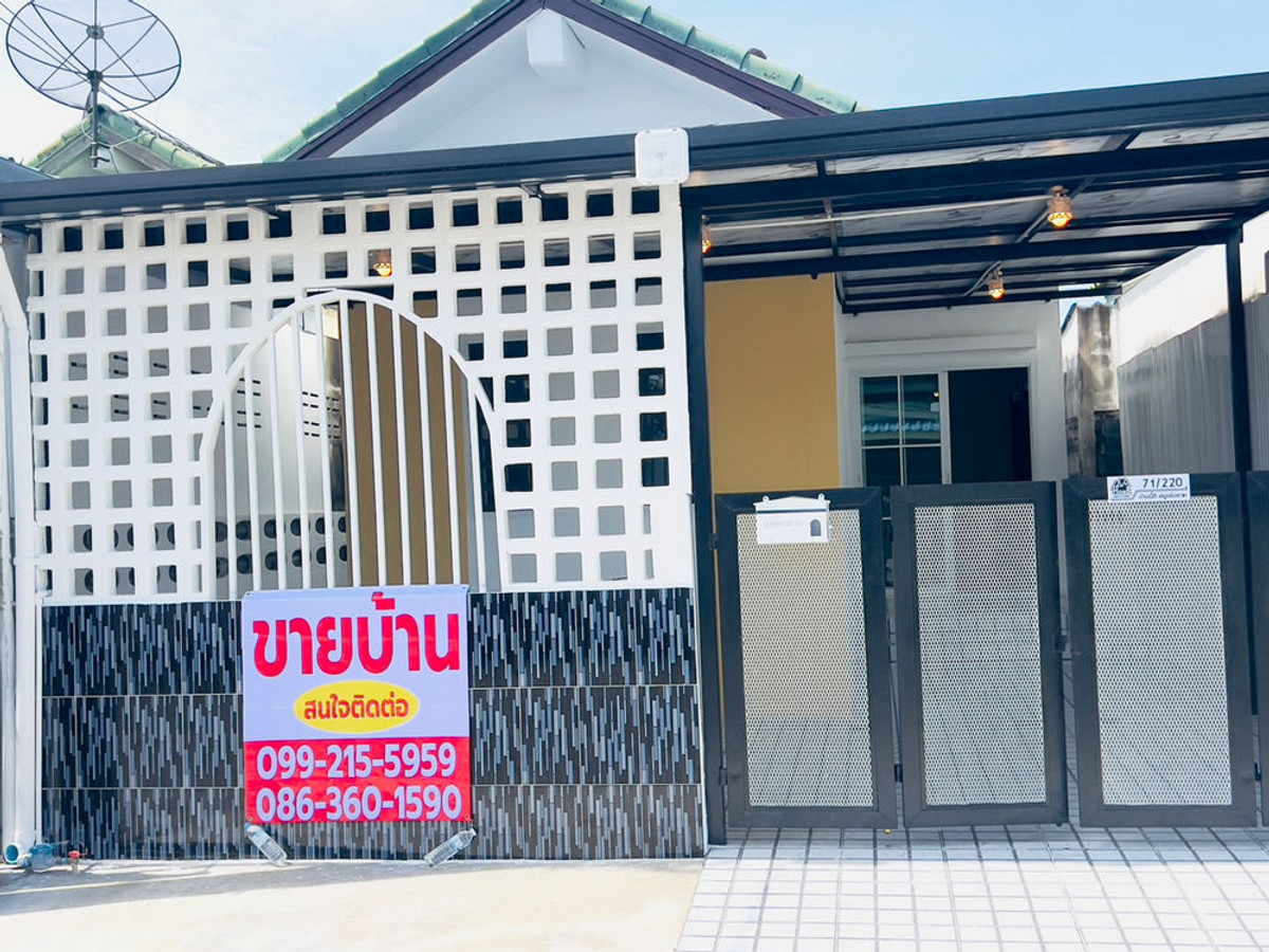 For SaleHouseMin Buri, Romklao : Call : 099-215-5959 Amornsap Liapwari Village, Nong Chok, House 21 sq.wa, 2 Bedrooms, newly renovated, ready to move in