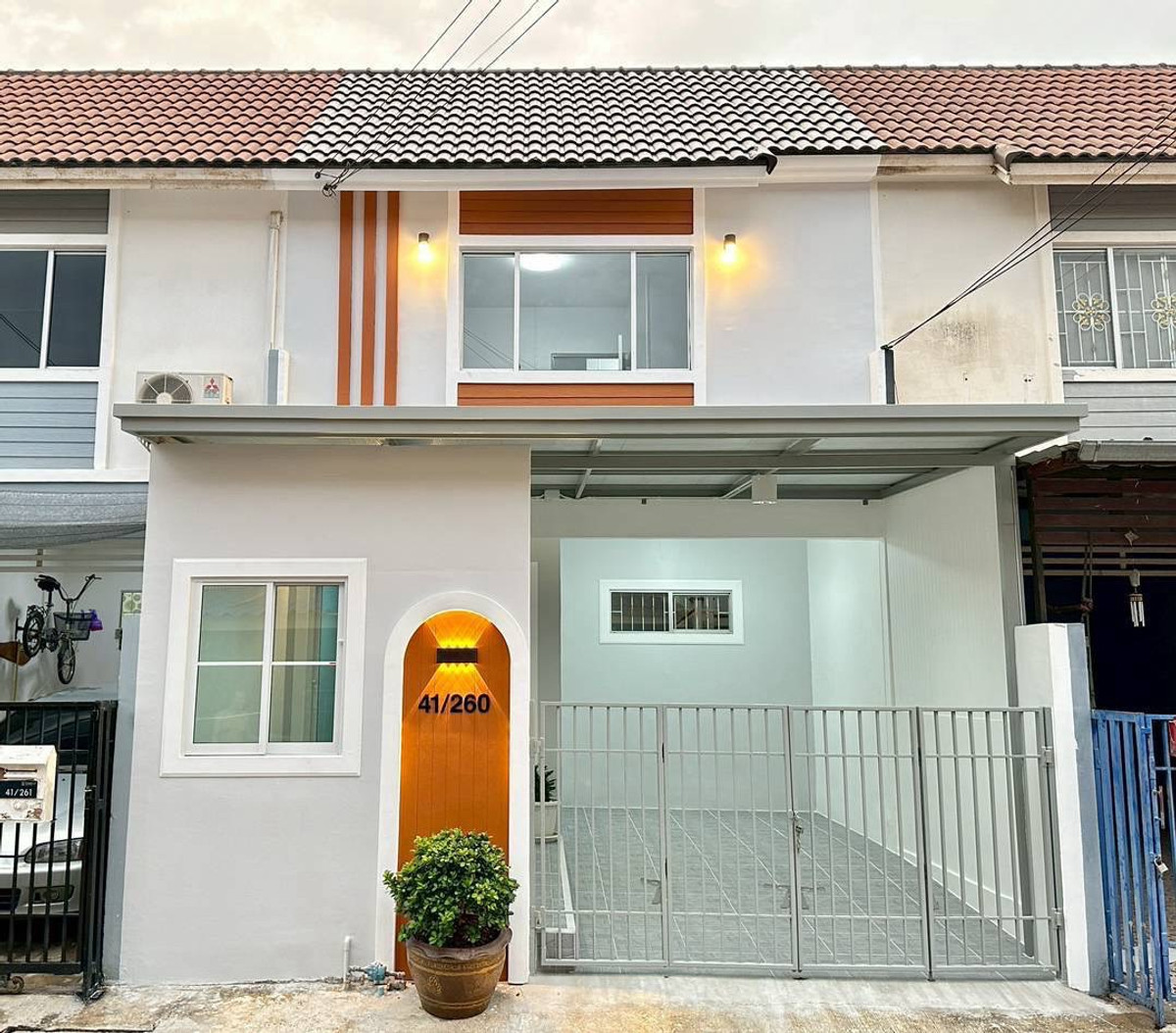 ขายทาวน์โฮมนนทบุรี บางใหญ่ บางบัวทอง : ขายด่วน บ้านสวยรีโนเวทพร้อมอยู่ พฤกษาวิลล์ 45 บางใหญ่ ราคาเพียง 1.69 ล้าน กู้เกินได้ บริการสินเชื่อฟรี!!