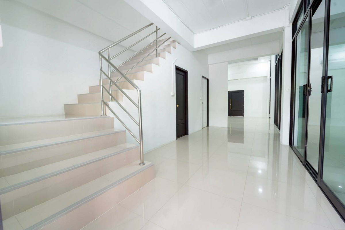 ขายอาคารพาณิชย์นนทบุรี บางใหญ่ บางบัวทอง : 🔥 ออฟฟิศ สำนักงาน 🔥 อาคารพาณิชย์ ตลาดบางใหญ่ / 4 ชั้น (ขาย), Commercial Building Bangyai Market / 4 Storey (FOR SALE) AOM014