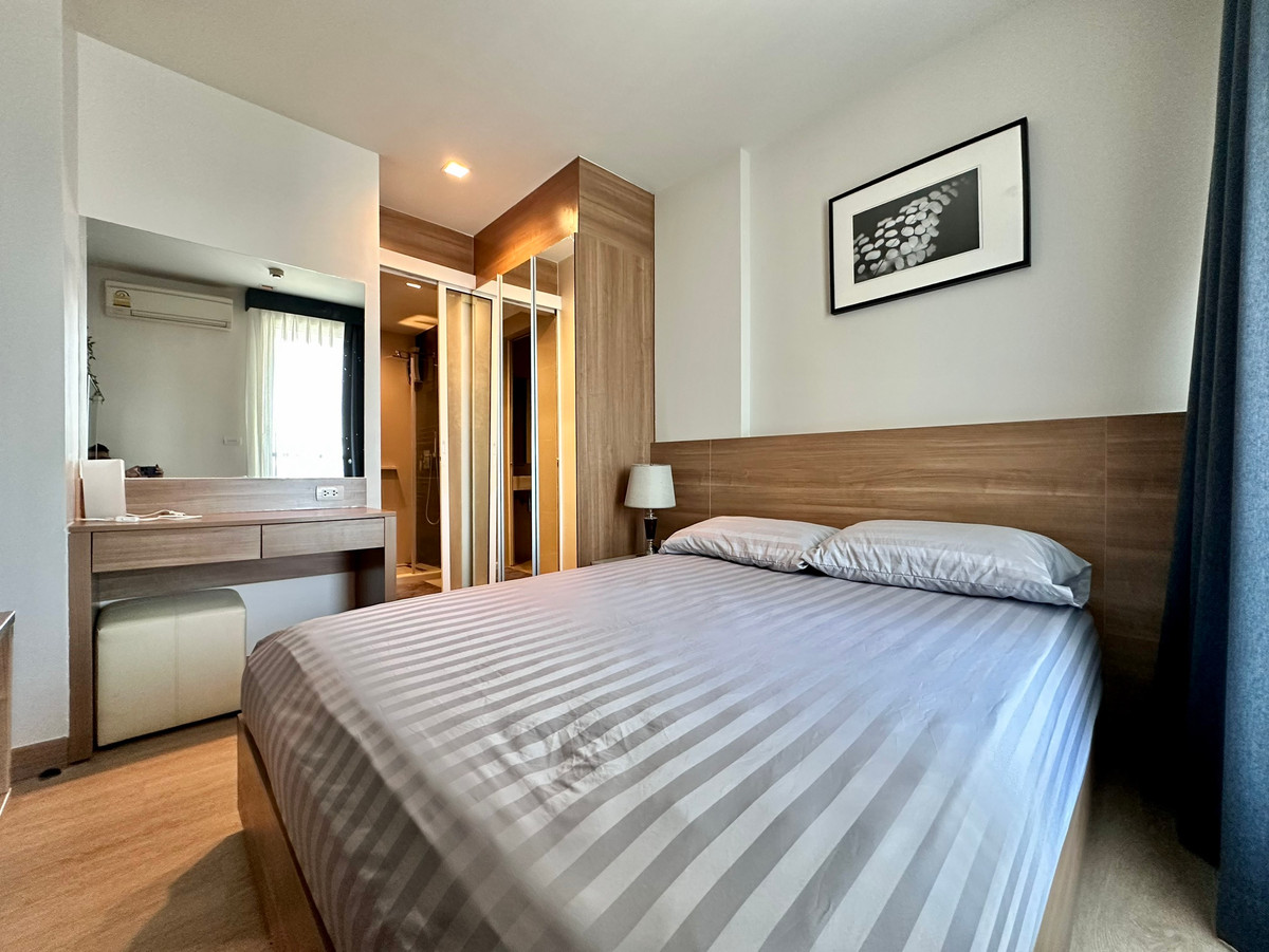 ให้เช่าคอนโดสาทร นราธิวาส : !! ห้องสวย ให้เช่าคอนโด Rhythm Sathorn ใกล้ BTS สะพานตากสิน