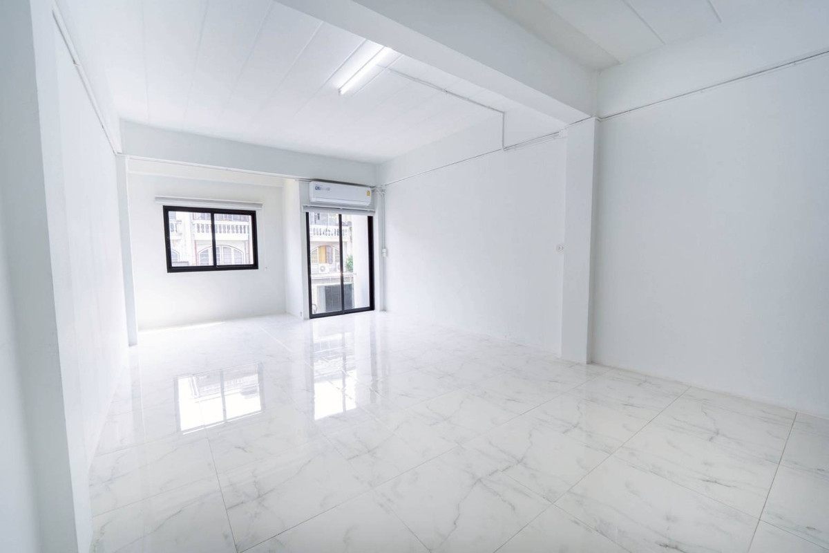 ขายอาคารพาณิชย์นนทบุรี บางใหญ่ บางบัวทอง : 🔥 ออฟฟิศ สำนักงาน 🔥 อาคารพาณิชย์ ตลาดบางใหญ่ / 4 ชั้น (ขาย), Commercial Building Bangyai Market / 4 Storey (FOR SALE) AOM014