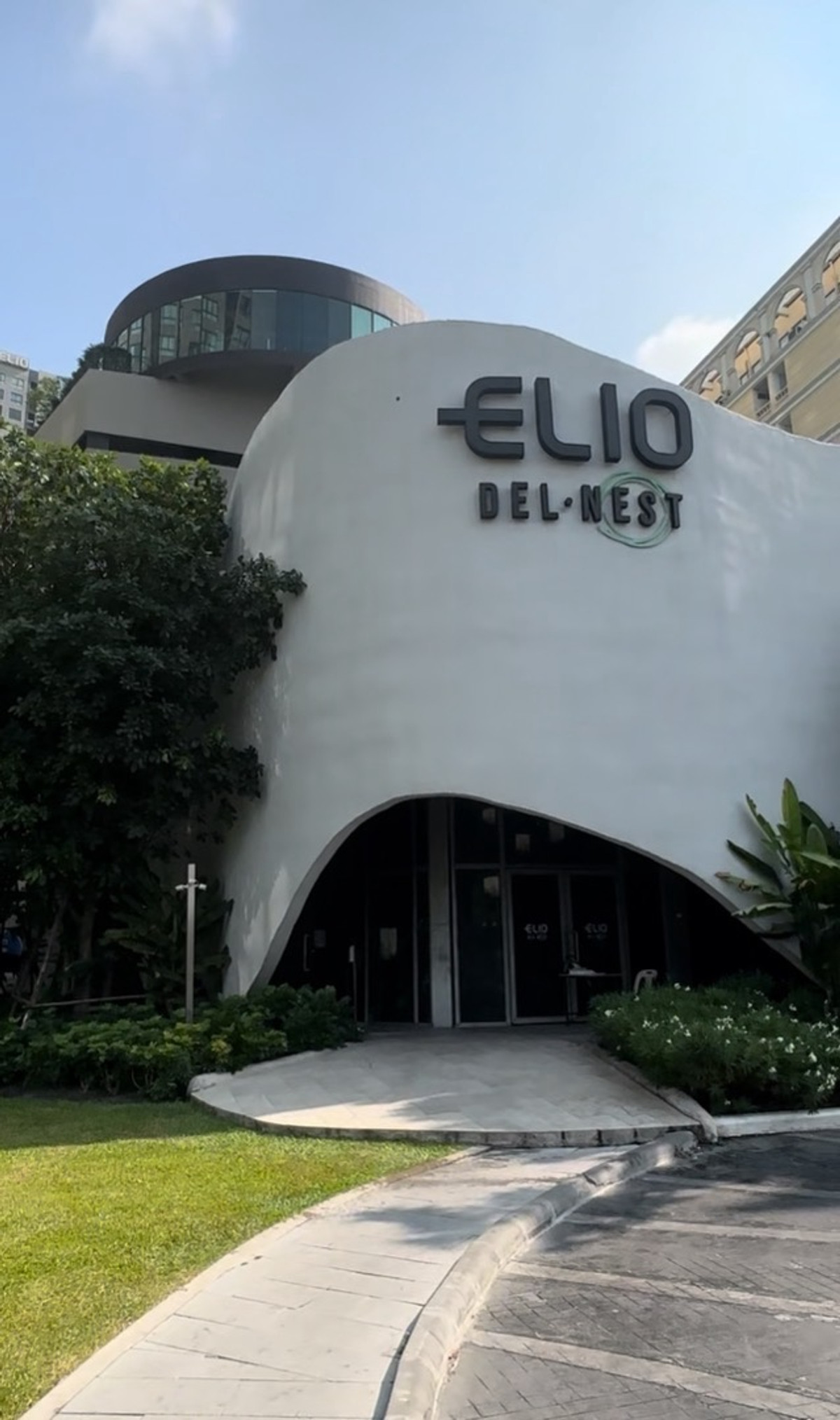 ขายร้านค้า/ตลาดนัดอ่อนนุช อุดมสุข : ขายพื้นที่เชิงพาณิชย์ พร้อมสัญญาร้านทำผมฐานลูกค้าแน่น ในคอนโด Elio Del Nest จำนวน 1,459 ยูนิต | ขนาด 44.13 ตรม | 082-4499822