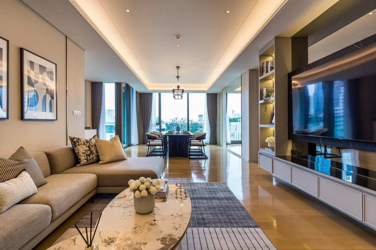 For SaleCondoWitthayu, Chidlom, Langsuan, Ploenchit : Condo for sale Baan Sindhorn price 38,500,000 baht [JZsr251212]