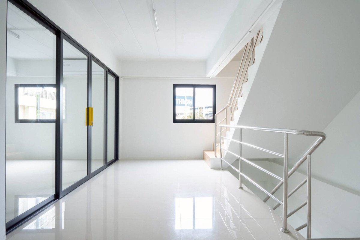 ขายอาคารพาณิชย์นนทบุรี บางใหญ่ บางบัวทอง : 🔥 ออฟฟิศ สำนักงาน 🔥 อาคารพาณิชย์ ตลาดบางใหญ่ / 4 ชั้น (ขาย), Commercial Building Bangyai Market / 4 Storey (FOR SALE) AOM014