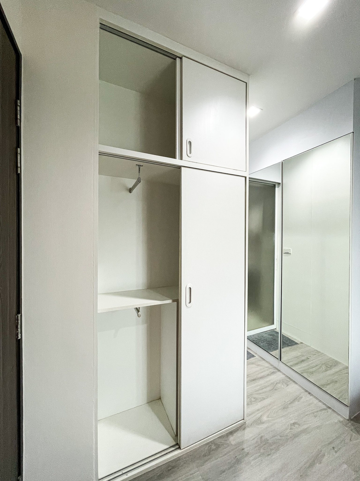 For SaleCondoSapankwai,Jatujak : Condo for sale Rhyhtm Phahon-Ari price 3,820,000 baht [JZs251215]