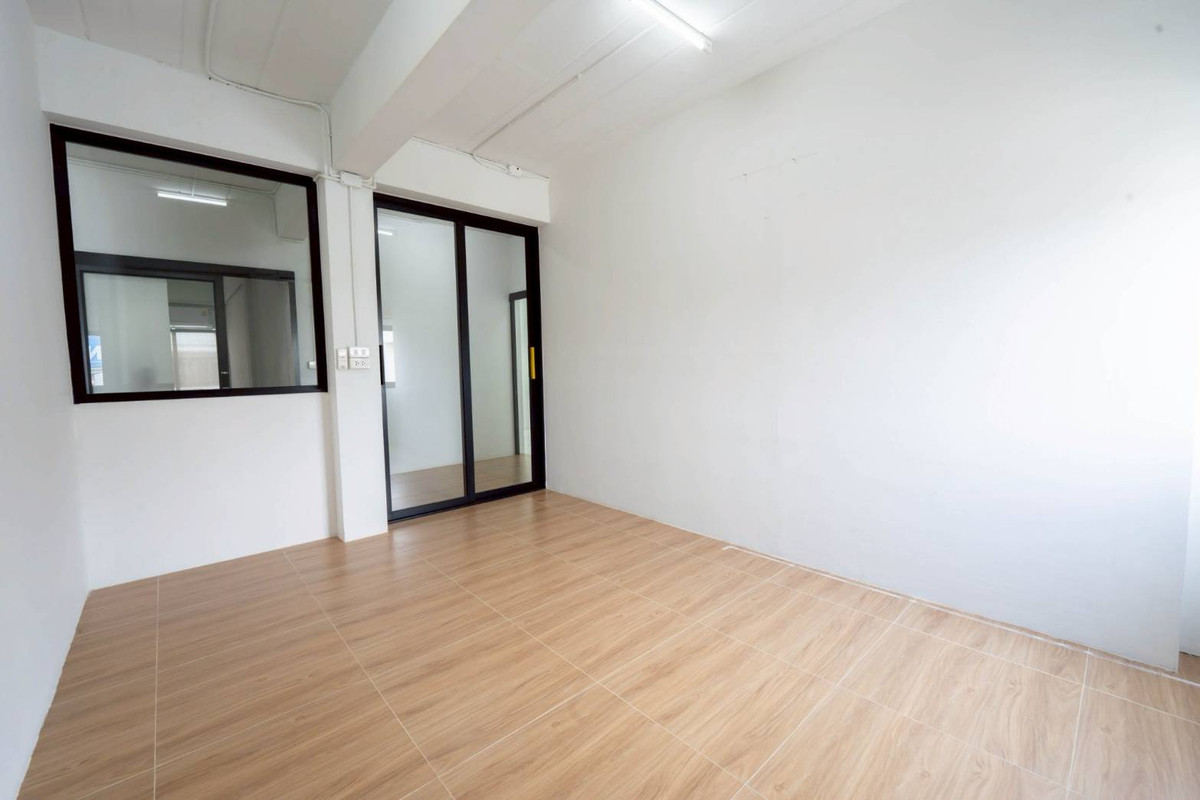 ขายอาคารพาณิชย์นนทบุรี บางใหญ่ บางบัวทอง : 🔥 ออฟฟิศ สำนักงาน 🔥 อาคารพาณิชย์ ตลาดบางใหญ่ / 4 ชั้น (ขาย), Commercial Building Bangyai Market / 4 Storey (FOR SALE) AOM014