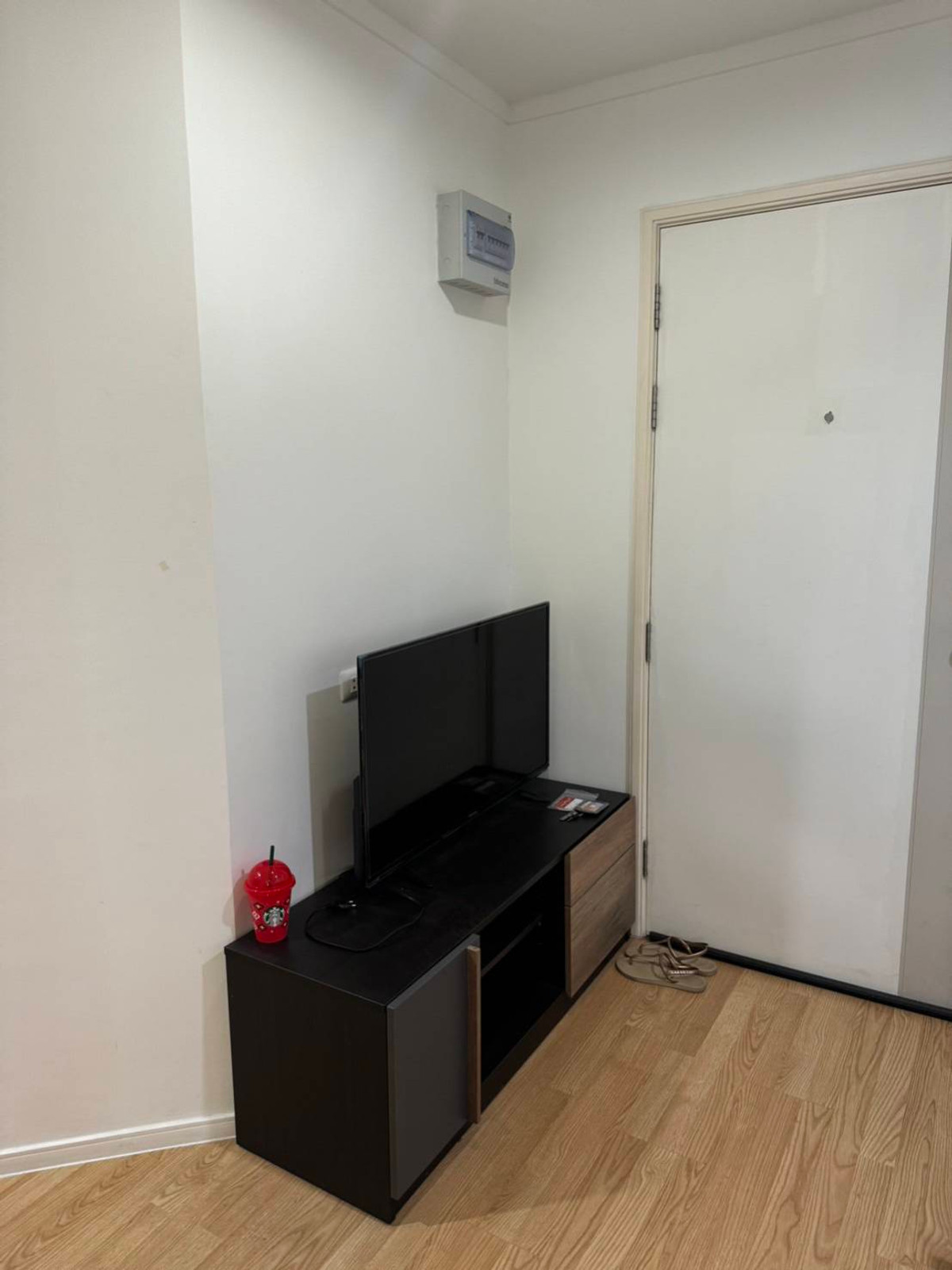 ขายคอนโดพัทยา บางแสน ชลบุรี สัตหีบ : ขายคอนโด ลุมพินี นาเกลือ-วงศ์อมาตย์