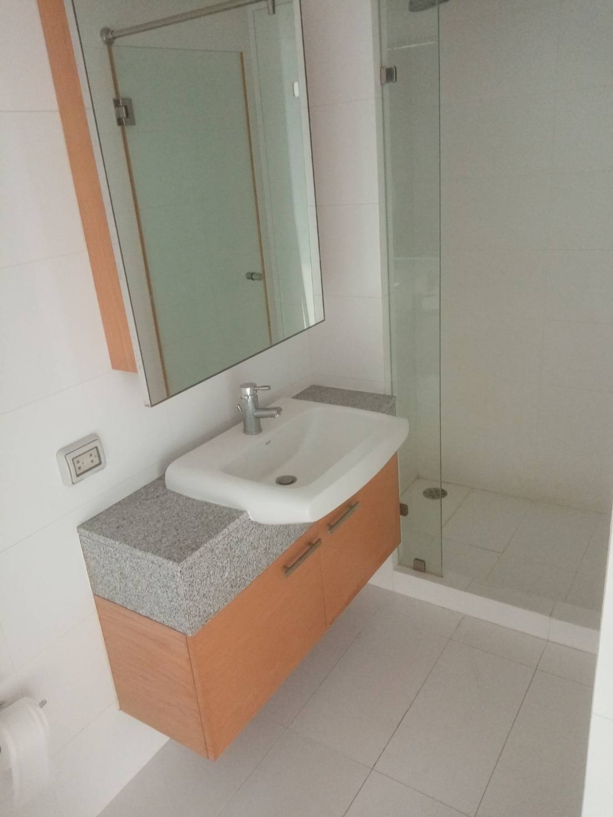 For SaleCondoWitthayu, Chidlom, Langsuan, Ploenchit : Manhattan Chidlom 98 sq.m. Eng 中 日 Please add LINE ID @806qphgn o8415o5483