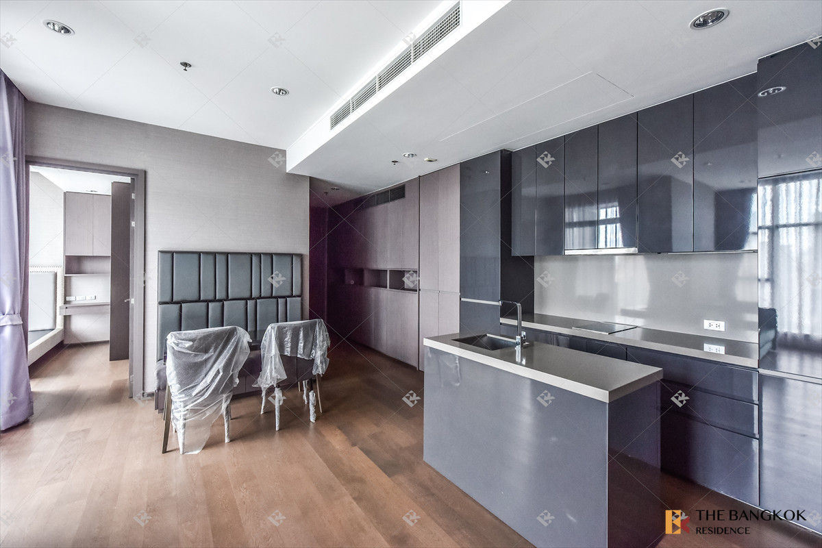 For SaleCondoSathorn, Narathiwat : 🔥 Ultra-Rare in Sathorn! 3 Bedroom The Diplomat Sathorn Near Bts Surasak