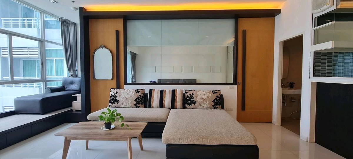 For SaleCondoPattanakan, Srinakarin : 🌿🌇🌿Empty room for sale, cheap price with tenant - Condo The Four Wings Residence Srinakarin, near Airport Link and MRT Yellow Line, Hua Mak Station.