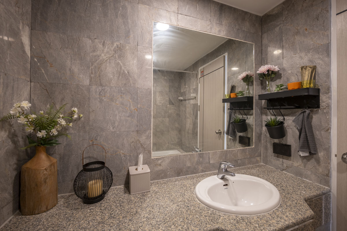 For SaleCondoRatchathewi,Phayathai : 🔥Urgent Sale!🔥 Pruksasiri 1 Ratchathewi House, near BTS Ratchathewi Station, fully furnished, ready to move in.