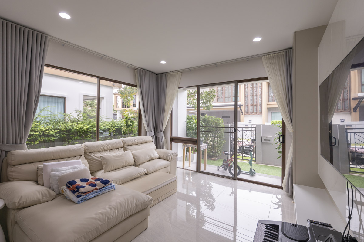 ขายบ้านนวมินทร์ รามอินทรา : 🔥ขายด่วน+🔥บุราสิริ วัชรพล ใกล้ CentralFestival Eastville เฟอร์นิเจอร์ครบ พร้อมเข้าอยู่