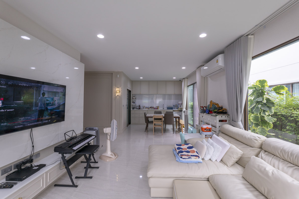 ขายบ้านนวมินทร์ รามอินทรา : 🔥ขายด่วน+🔥บุราสิริ วัชรพล ใกล้ CentralFestival Eastville เฟอร์นิเจอร์ครบ พร้อมเข้าอยู่