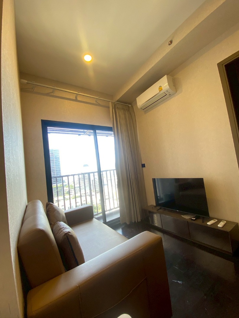 For RentCondoSukhumvit, Asoke, Thonglor : 🔥Rent Now🔥 Park Origin Thonglor, near BTS Thonglor Station. Fully furnished and ready to move in.