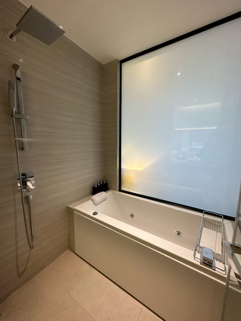 For RentCondoSukhumvit, Asoke, Thonglor : 🔥Rent Now🔥 Park Origin Thonglor, near BTS Thonglor Station. Fully furnished and ready to move in.