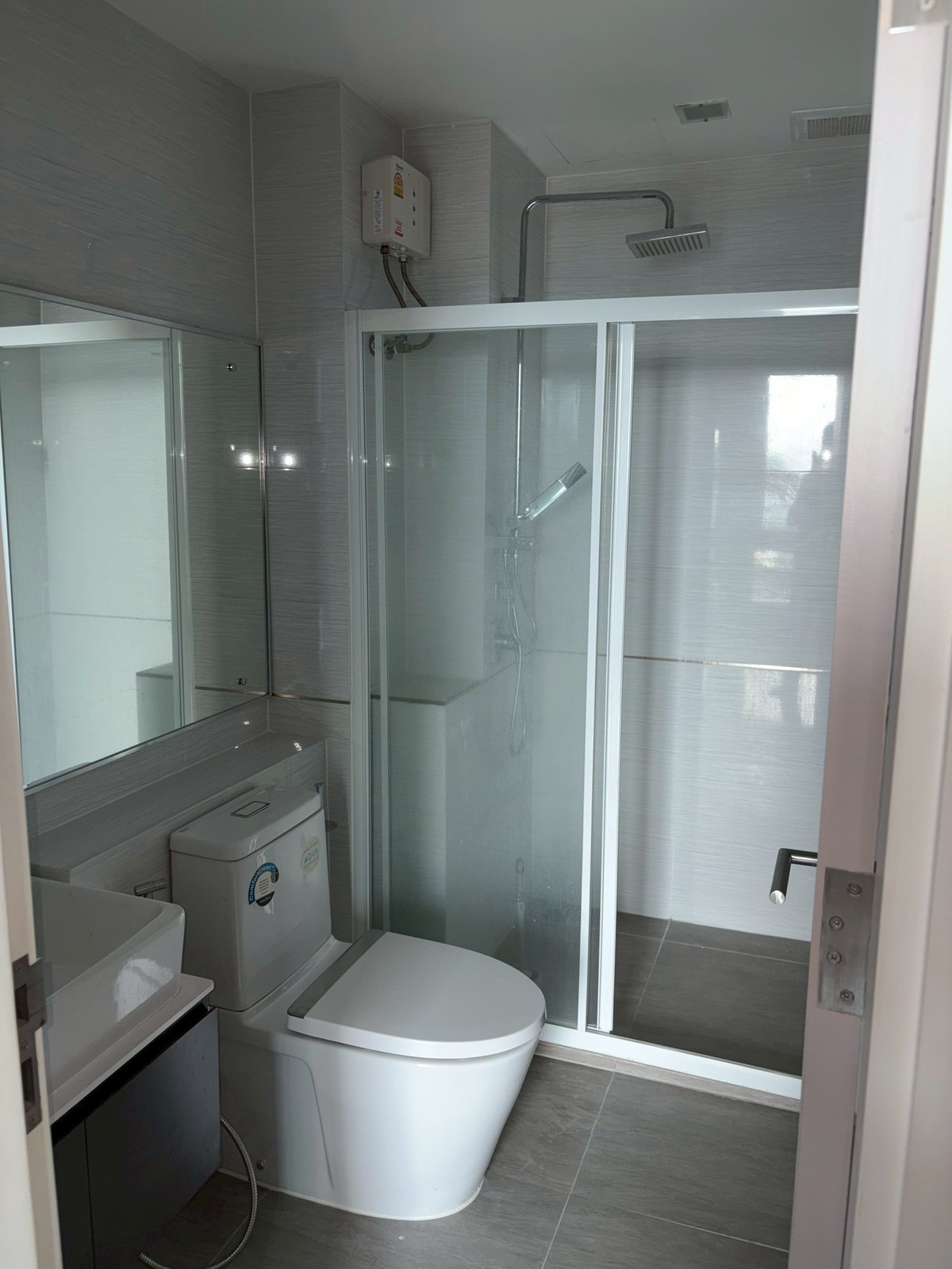 For RentCondoSamut Prakan,Samrong : Condo for Rent: The Metropolis Samrong Interchange Near BTS Samrong Interchange